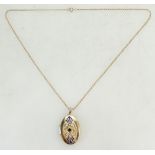 14ct Gold Royal Doulton branded locket and necklace, 9.