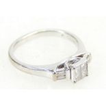 18ct White Gold diamond cluster ring, total carat weight 0.33ct, clarity SI1, Colour G.