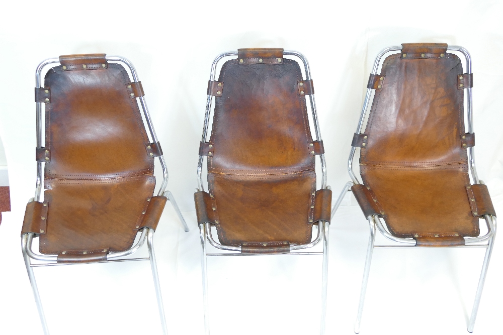 Set of 6 leather and chrome stacking chairs "Les Arcs" by Charlotte Perriand 1960s (6) - Image 5 of 6