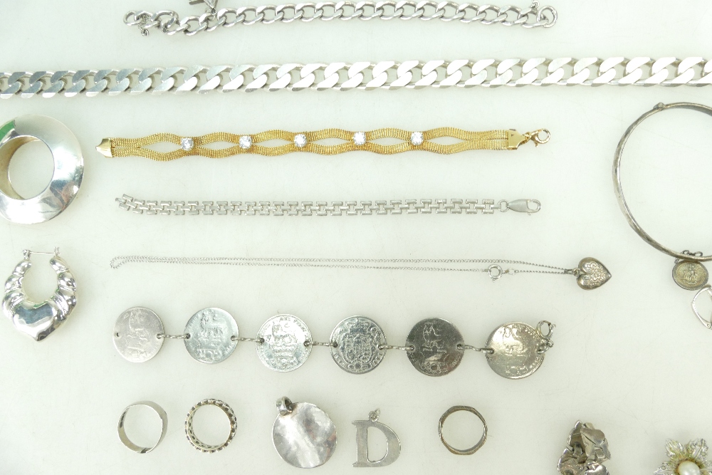 Large quantity of hallmarked silver and silver coloured metal jewellery 394 g approx. - Bild 3 aus 4