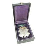 Japanese silver medal "Imperial Order of the Golden Kite" sixth class in lacquered box