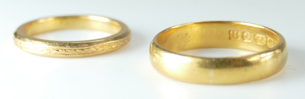 Two x 22ct gold wedding rings / bands, fully hallmarked. Plain ring 4mm 5.