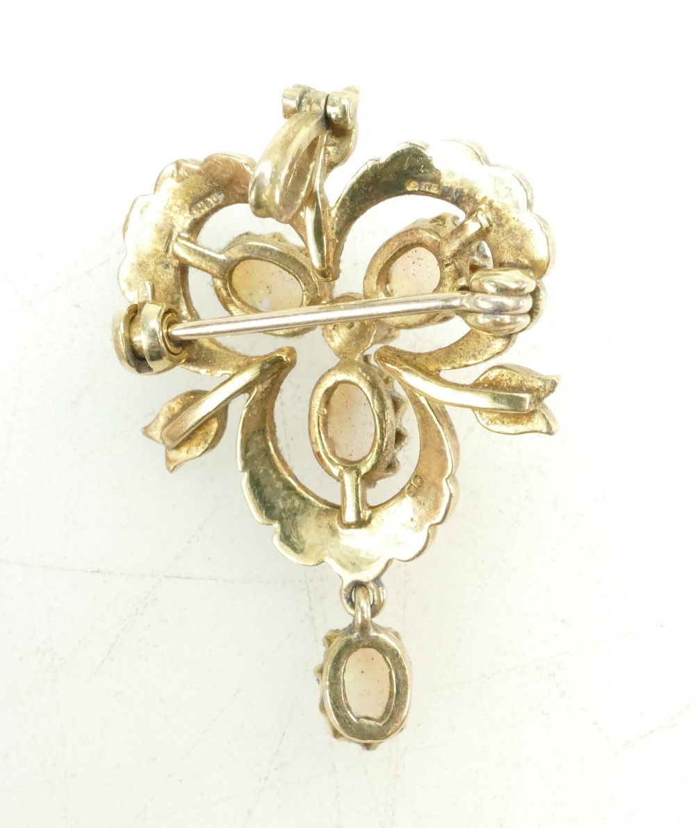 9ct gold opal diamond and seed pearl pendant/brooch, - Bild 2 aus 2