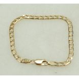 14ct gold curb link bracelet, 8.