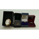 Group of 9ct gold jewellery, 9ct gold mounted cameo brooch, diamond cluster size Q,