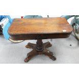 Early Victorian Rosewood Centre Pedestal Tea Table with Lions Paw feet