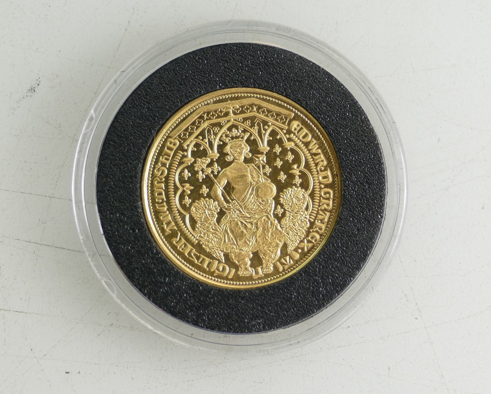 EDWARD III replica gold coin in capsule. Stamped .916 on edge, and a limited edition 4262 / 5000. - Image 2 of 2