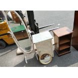 Selection of smaller furniture items to include 20th century oak side cabinet,