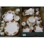 A collection of Royal Albert old country roses din