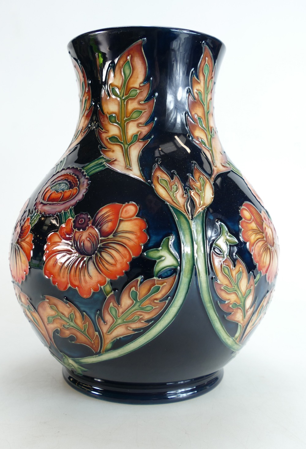 Moorcroft vase decorated in the Fantazie - Image 4 of 4