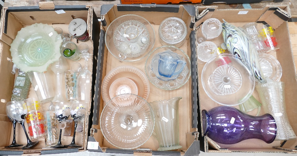A large collection of glass items, to include large purple decorative vase, cake stand decorative