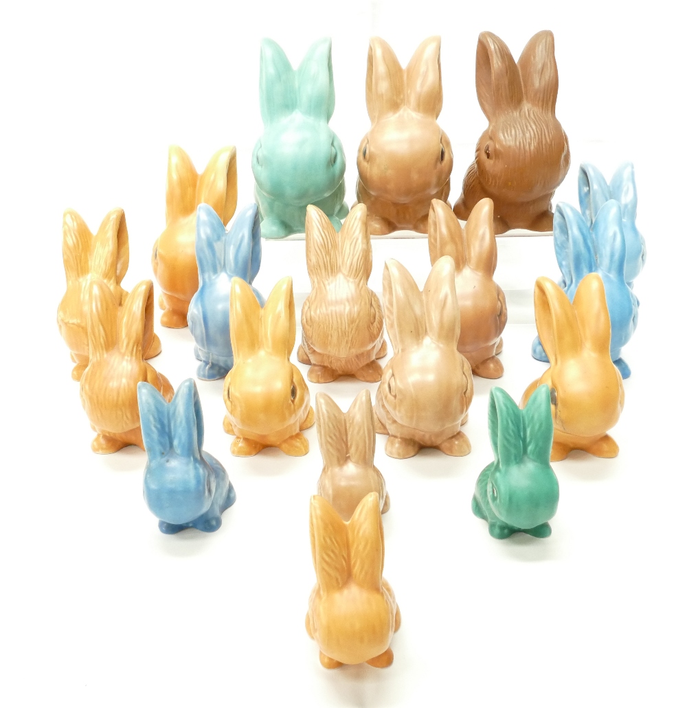 A good collection of Wadeheath models of seated rabbits in various sizes and colours including blue, - Image 3 of 4