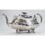 George IV Silver teapot, hallmarks for London 1824, maker CF. Weight 757.5g / 24.