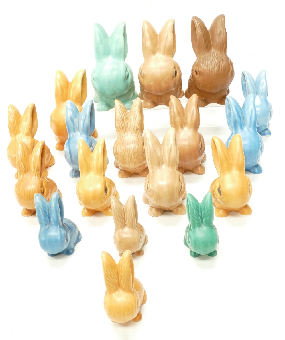 A good collection of Wadeheath models of seated rabbits in various sizes and colours including blue, - Image 4 of 4