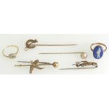9ct Gold Horseshoe pin, 9ct Bird pin (steel pin), pearl mounted pin,