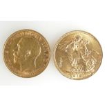 Gold Full Sovereign dated 1915 and another dated 1911 (2)