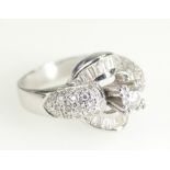 DIAMOND RING 18ct white gold 6.