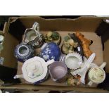 A mixed collection of ceramic items to include - Oriental export ware blue and white ginger jars,