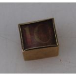 Hallmarked 9ct gold ten shillings note charm, 3.2g.
