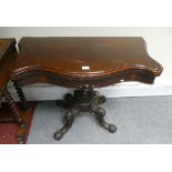 Victorian mahogany walnut card table