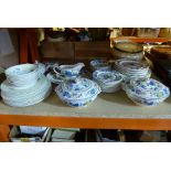 Small quantity of Masons 'Regency' dinnerware and sundries