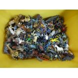 Quantity of old lead figures and animals plus similar