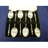 Set of 6 late 19th century silver teaspoons with Roman soldier head finials, London 1891 maker's