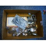 Miscellaneous collectibles including a 1935 George V Crown, small quantity jewellery, silver