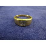 Gent's 18ct yellow gold ring set with 4 diamonds in a square, stamped 750 size R/S gross weight 7.9g