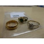9ct gold patterned wedding band, marked 375, size K, approx. weight 3g with a 9ct dress ring set