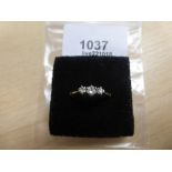 18ct gold and platinum 3 stone ring, size O, approx weight 2g