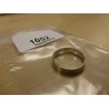18 carat white gold wedding band, size M approx 4g marked 750