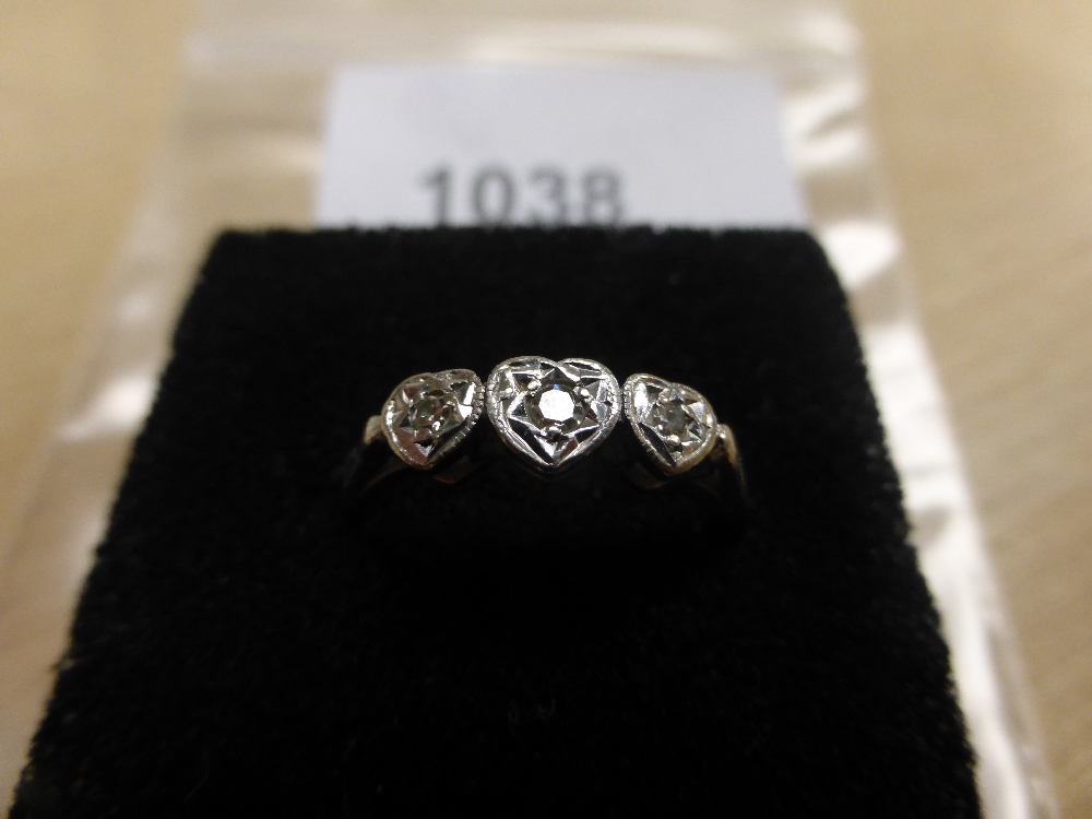 18ct gold ring with 3 heart shaped illusion set diamonds, size L, approx weight 3g - Image 2 of 2