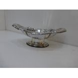 1930's silver bon-bon dish with shaped edge, pierced decoration, oval base, Sheffield 1930, maker'