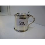 1930s plain silver tankard shaped mustard pot with hinged lid, blue glass liner, Sheffield 1933,