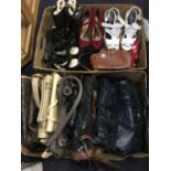 A quantity of ladies kinky boots, trendy handbags, an umbrella, some leather, Italian, etc. (A lot)