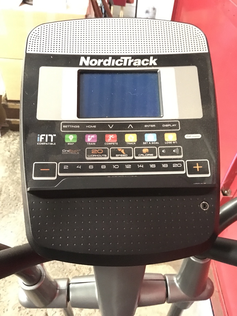 A Healthrider Nordictrack 950 crosstrainer, the machine with iFit electronic dashboard, complete - Image 4 of 6
