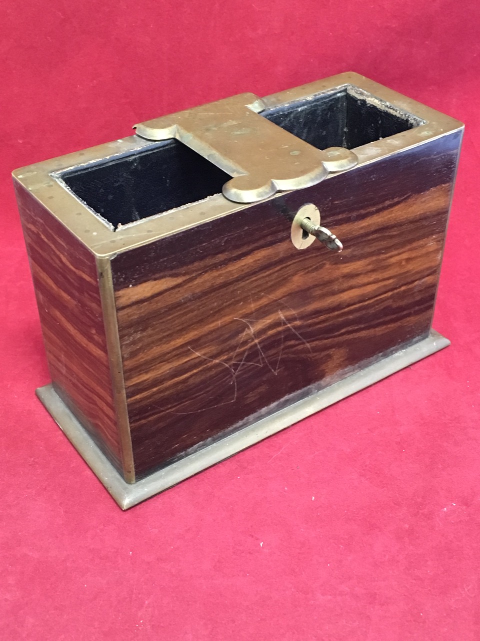 A rectangular Victorian coramodel locking tantalus type box with brass mounts; and a rosewood - Image 6 of 6