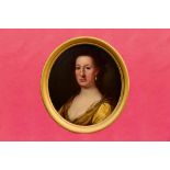 Early 18th century English School oval oil on canvas - portrait of a noble lady in pearls,