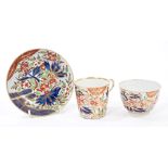 Early 19th century Chamberlains Worcester Imari pattern trio,