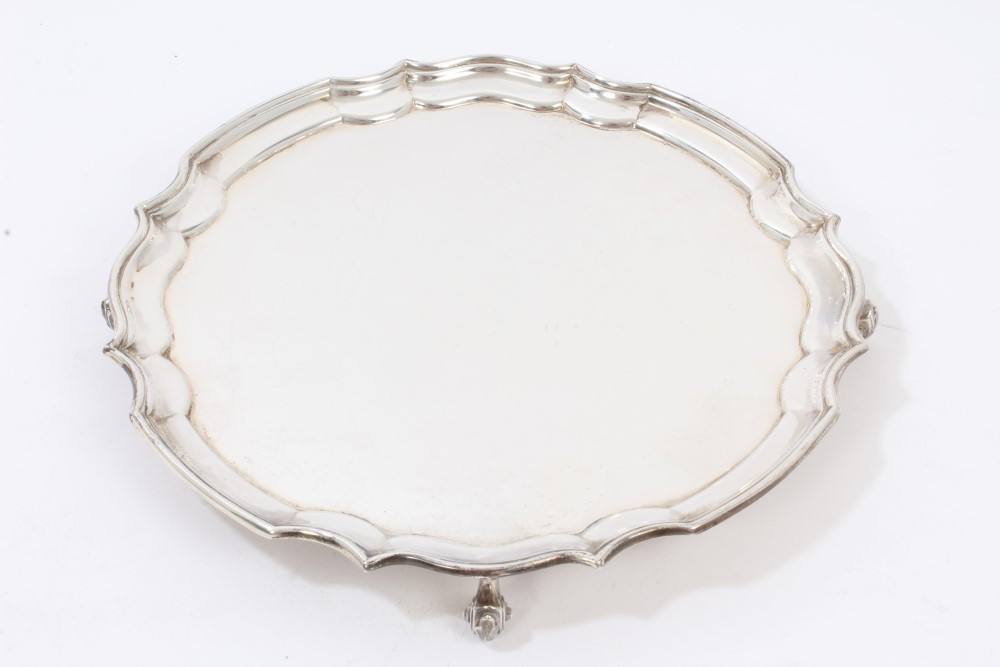 1940s silver salver of shaped circular form, with piecrust border,