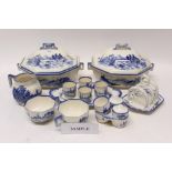 Royal Doulton Norfolk pattern tea and dinner service (92 pieces) CONDITION REPORT