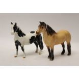 Beswick Piebald pony and a Beswick Highland Pony (2)