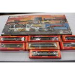Railway - Hornby 00 gauge boxed selection of locomotives - including R886, R289, R335,