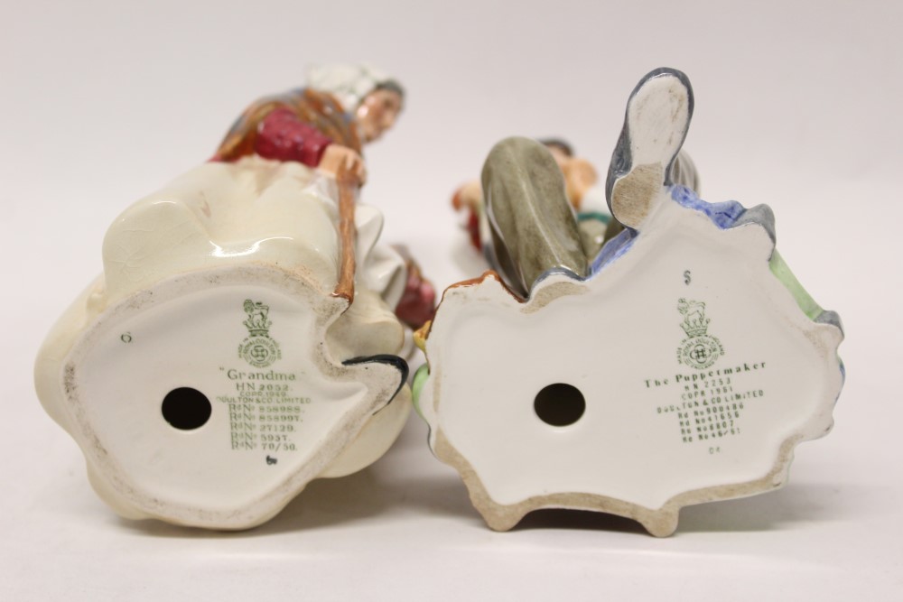 Two Royal Doulton figures - Grandma HN2052 and The Puppetmaker HN2253 CONDITION REPORT - Image 2 of 2