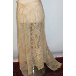 Antique and later lace handmade and machine made - including Victorian cream lace skirt with small