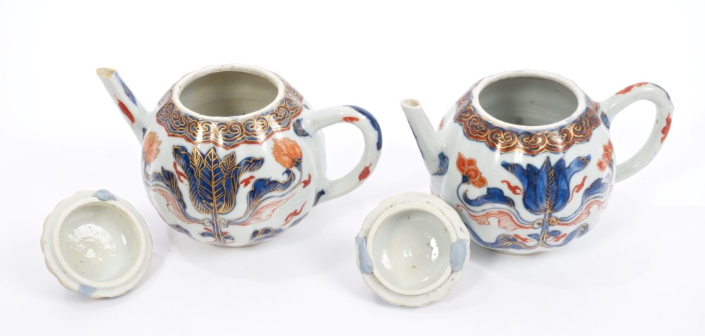 Pair early 18th century Chinese Dutch market Imari porcelain teapots and covers of fluted form, - Image 2 of 3