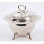 Good quality silver plated tureen of cauldron form,