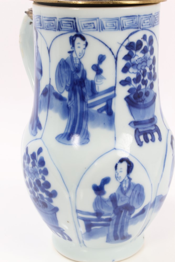 Late 17th century Chinese Kangxi blue and white and gilt metal mounted tankard and cover with - Image 8 of 13