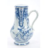 Early 18th century Chinese Yongzheng blue and white coffee jug and cover of baluster form,